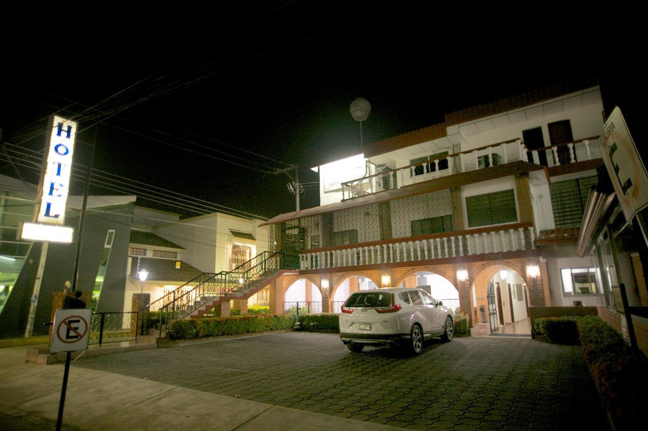 Hotel Maria De Lourdes Tuxtepec Exterior photo